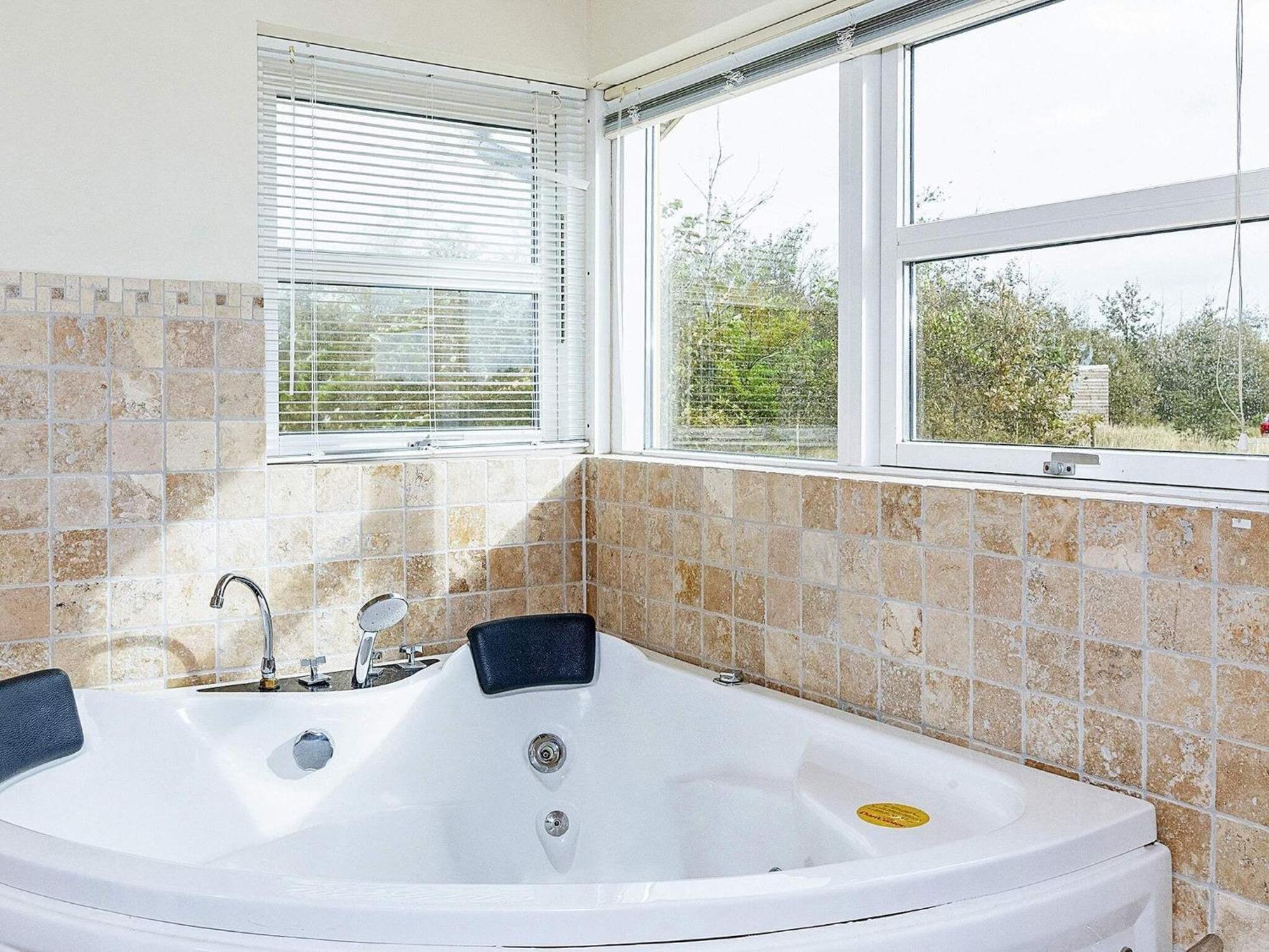 10 Person Holiday Home In 브로우스트 외부 사진